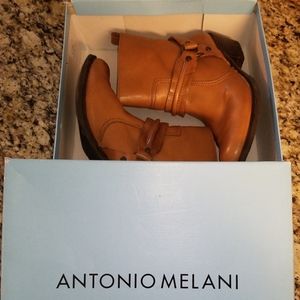 Ladies boots